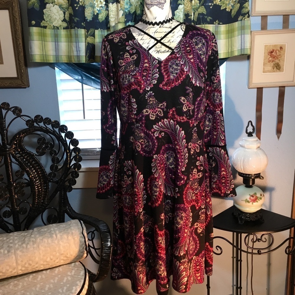 NorthStyle long sleeve v neck crisscross detail floral sweater dress